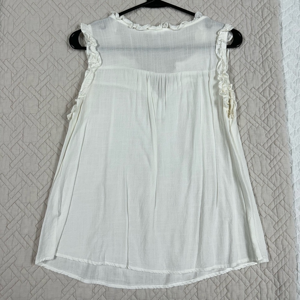 MINE Cream Sleeveless Blouse with Button Accents - Picture 3 of 5